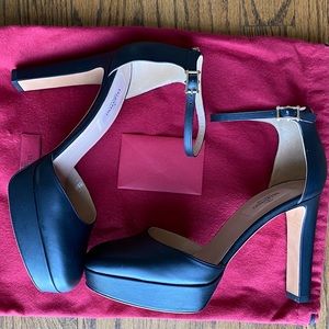 VALENTINO GARAVANI ankle strap heels